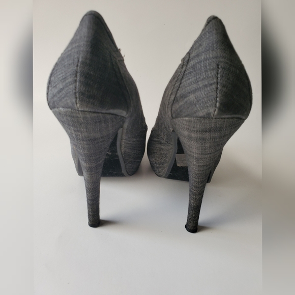 DENIM HEELS sz 7.5 - Picture 3 of 3